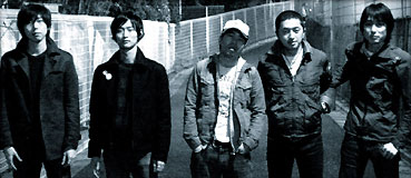 �A�[�e�B�X�g�ʐ^