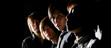 �A�[�e�B�X�g�ʐ^